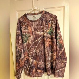 RealTree Men's Camo Longe Sleeve Pullover Shirt , Fleece Lined - Size Large